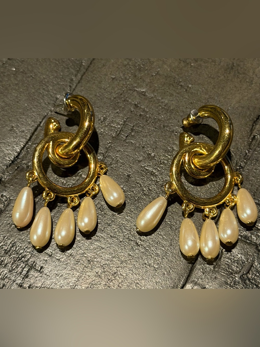 Vintage Gold Hoop Drop Pearl Earrings - Women Jewelry
